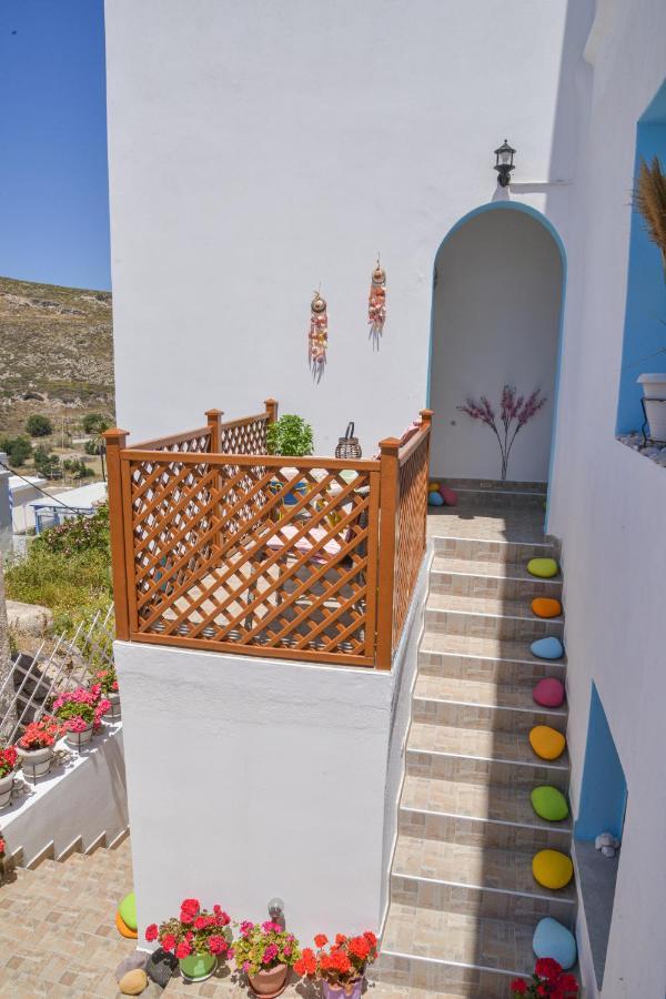 Nikola'S House Adamantas (Milos) Exterior foto